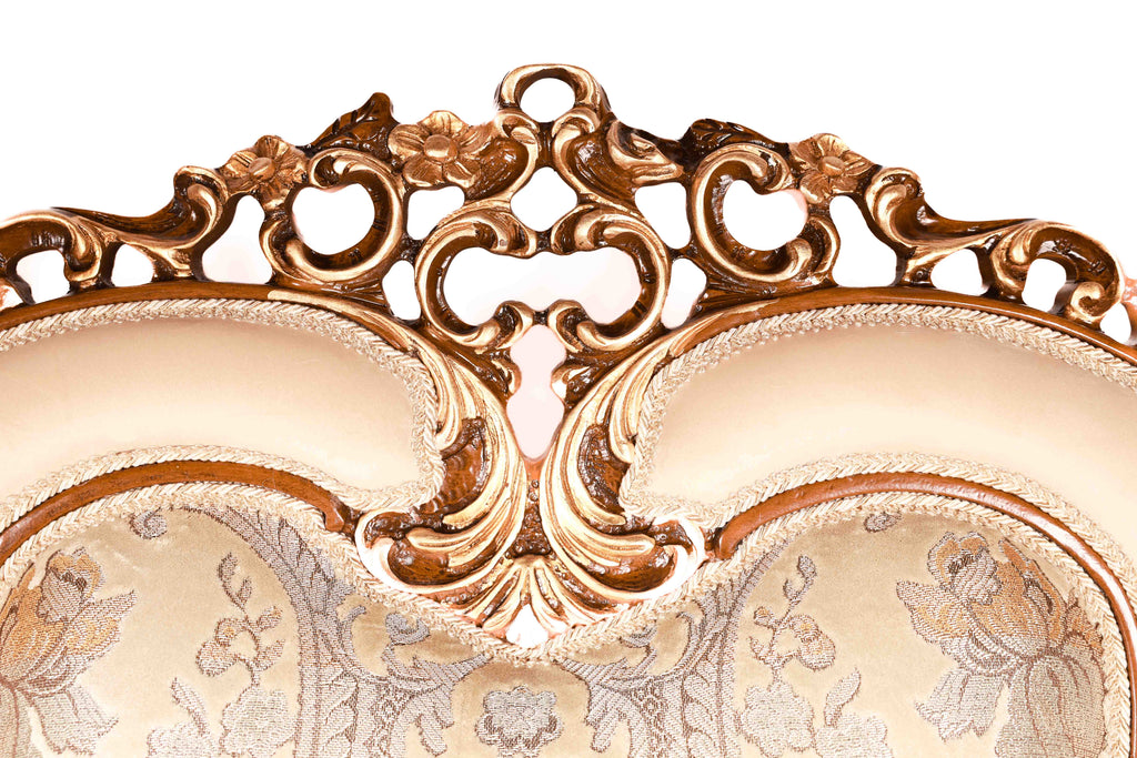 Decorative gold frame with intricate patterns