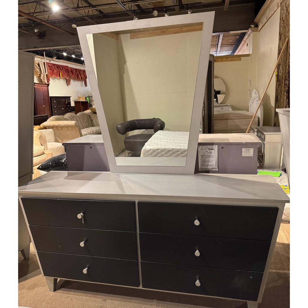 Black and Silver Drawers Set
