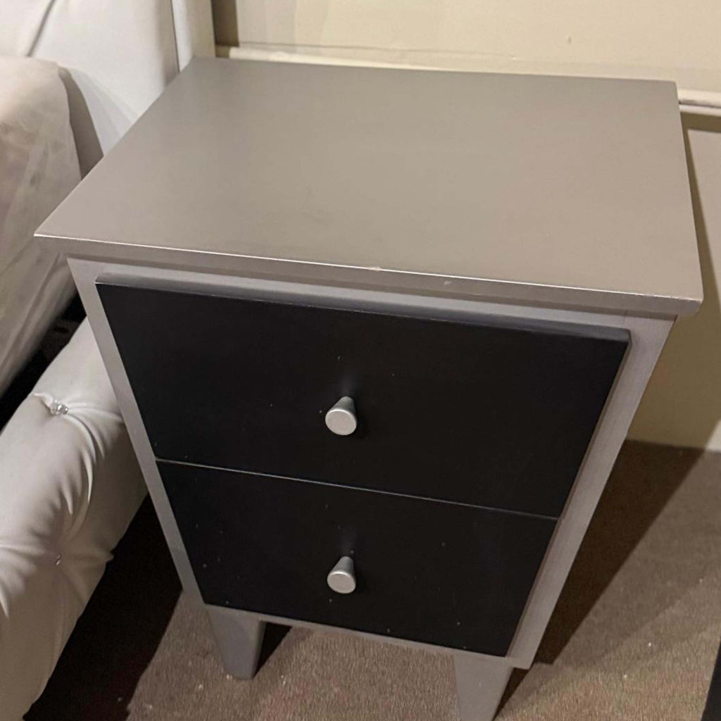 nightstand Black and Silver